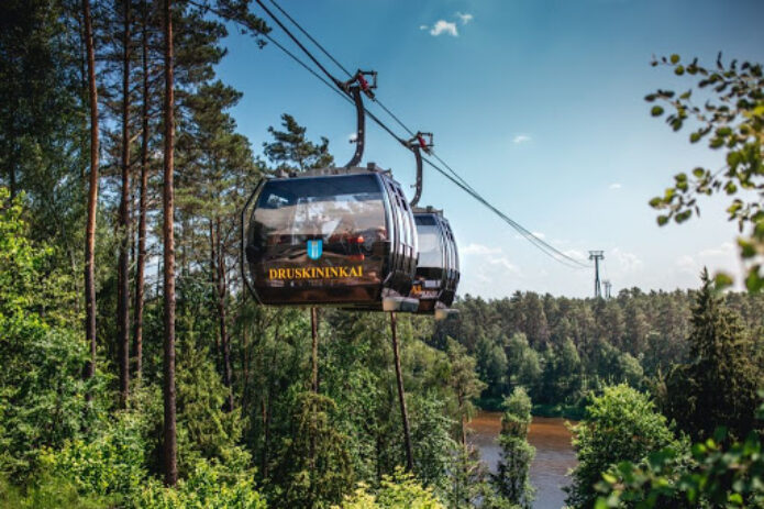 Dzūkijos lobis: Merkinės piramidė – Grūto parkas – Druskininkai!