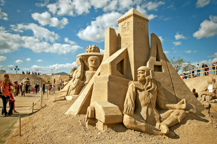 Smėlio skulptūros, pasakiškas Tervetės parkas ir „Blūdži“ sūriai