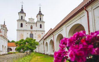 Stebuklingoji Šiluva, įspūdingi vienuolynų ansambliai ir kulinarinis paveldas!