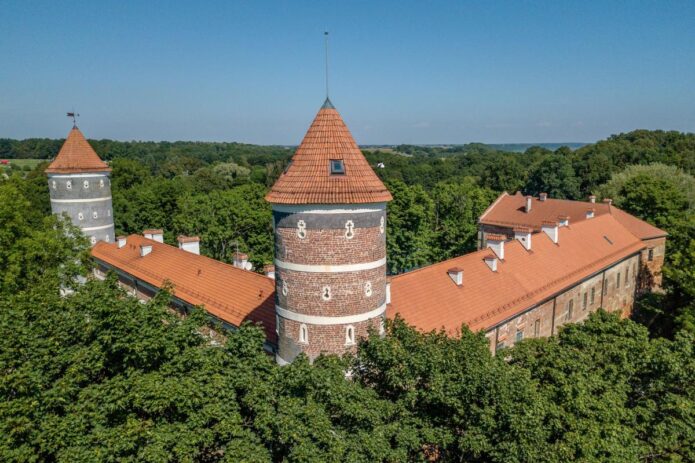 Vaizdingasis Panemunės kelias, gardūs sūriai ir pieno šampanas!