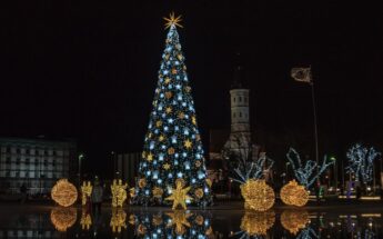 Šokoladinė Šiaulių pasaka ir kalėdinio žaisliuko gamyba!