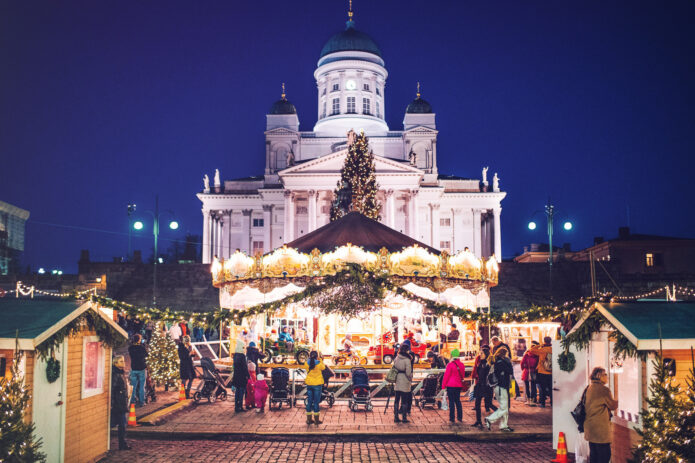 Naujieji metai Taline, šventinės mugės ir kruizas į Helsinkį!