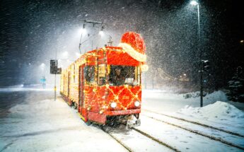 Kalėdinė Liepoja – šventinis tramvajus ir užburianti vargonų muzika!