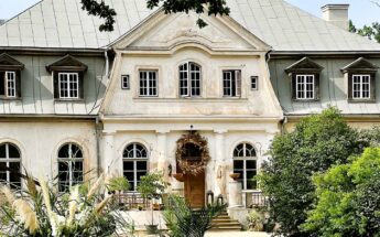 Legendomis apipinti Jelgavos dvarai ir gardžios vaišės!