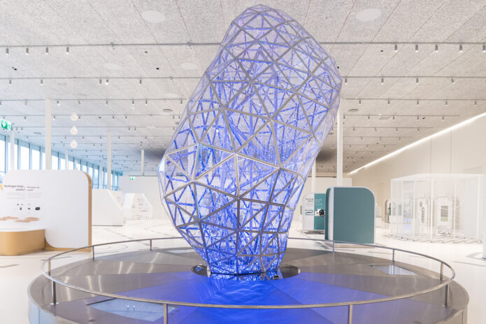 MOKSLO SALA ir brangakmenių muziejus Kaune!