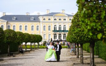 Rundalės sodo festivalis, Bauskės pilis ir vyno degustacija!