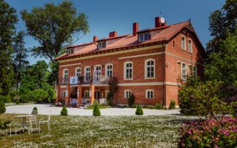 Šiaurės Lietuva – Dautarų ir Renavo dvarai bei saulėgrąžų rojus!
