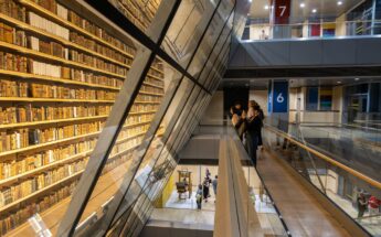Ryga – moderni biblioteka ir neatrasti Centrinio turgaus rūsiai!